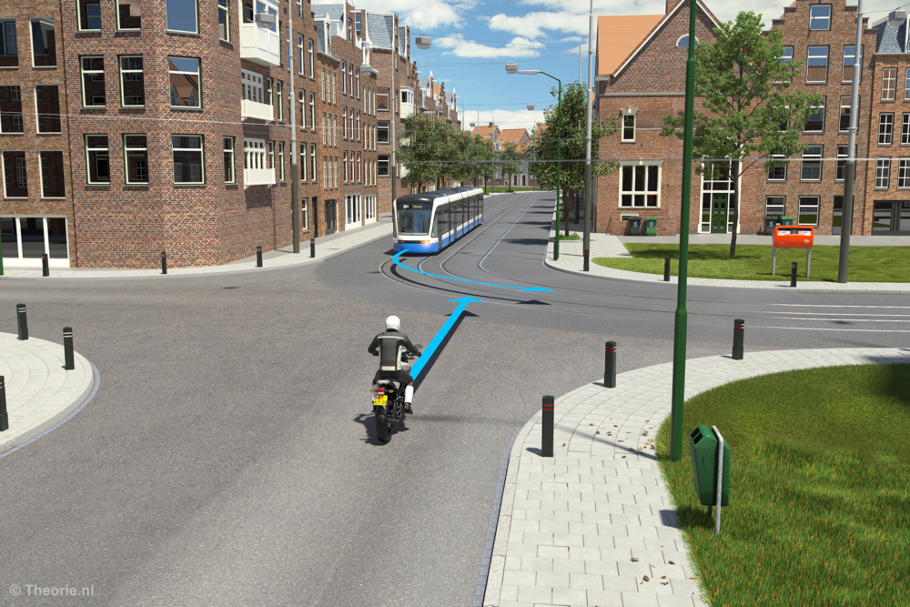 wie heeft voorrang tram motor rechtdoor dezelfde weg cbr theorie examen